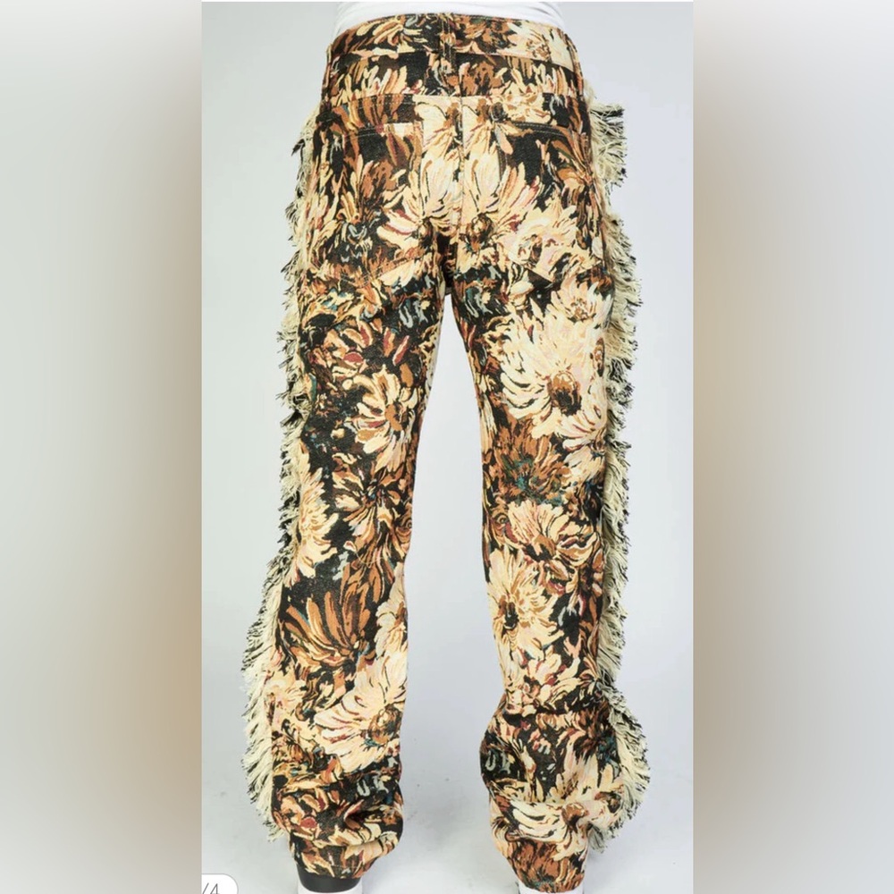 Floral tapestry Fringe men’s Pants in Beige & Black. - Picture 5 of 11